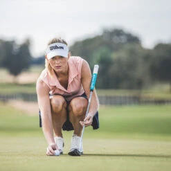 Wilson Staff Wilson Ladies Infinite Bean Golf Putter 5 Wilson Staff Wilson Ladies Infinite Bean Golf Putter -Best Golf Shop 328923 ls 2