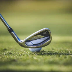 Wilson Staff Wilson D9 Steel Golf Irons 7 Wilson Staff Wilson D9 Steel Golf Irons -Best Golf Shop 368178 d9 lifestyle 2